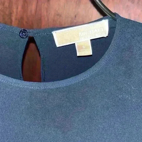 Michael Kors woman’s blouse - Picture 3 of 5